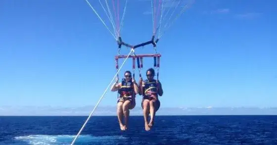 image Parasailing